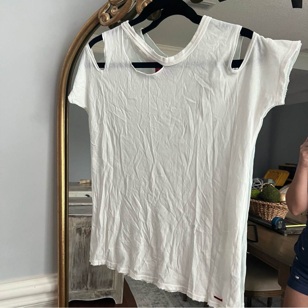 Philanthropy White Neko Cold Shoulder cut‎ Out Tee Top blouse shirt - Picture 3 of 5
